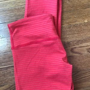 Lululemon Crop Wunder Under Tight